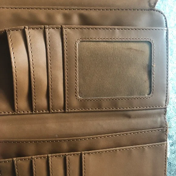 ‼️Coming Soon‼️Cognac Wallet Wristlet - Picture 6 of 9